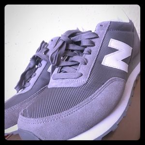 501 New Balances size 9.5